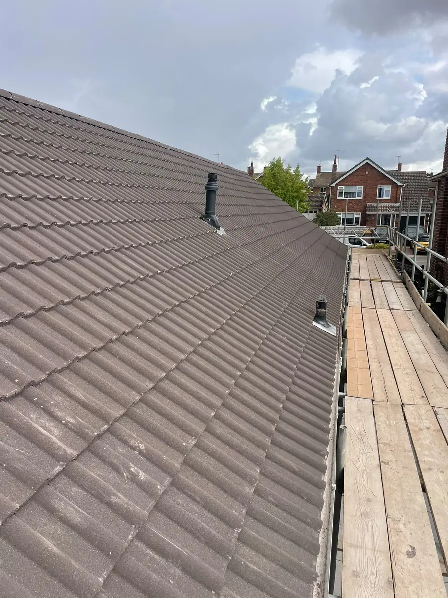 New Roofs & Re-Roofs - Image 1